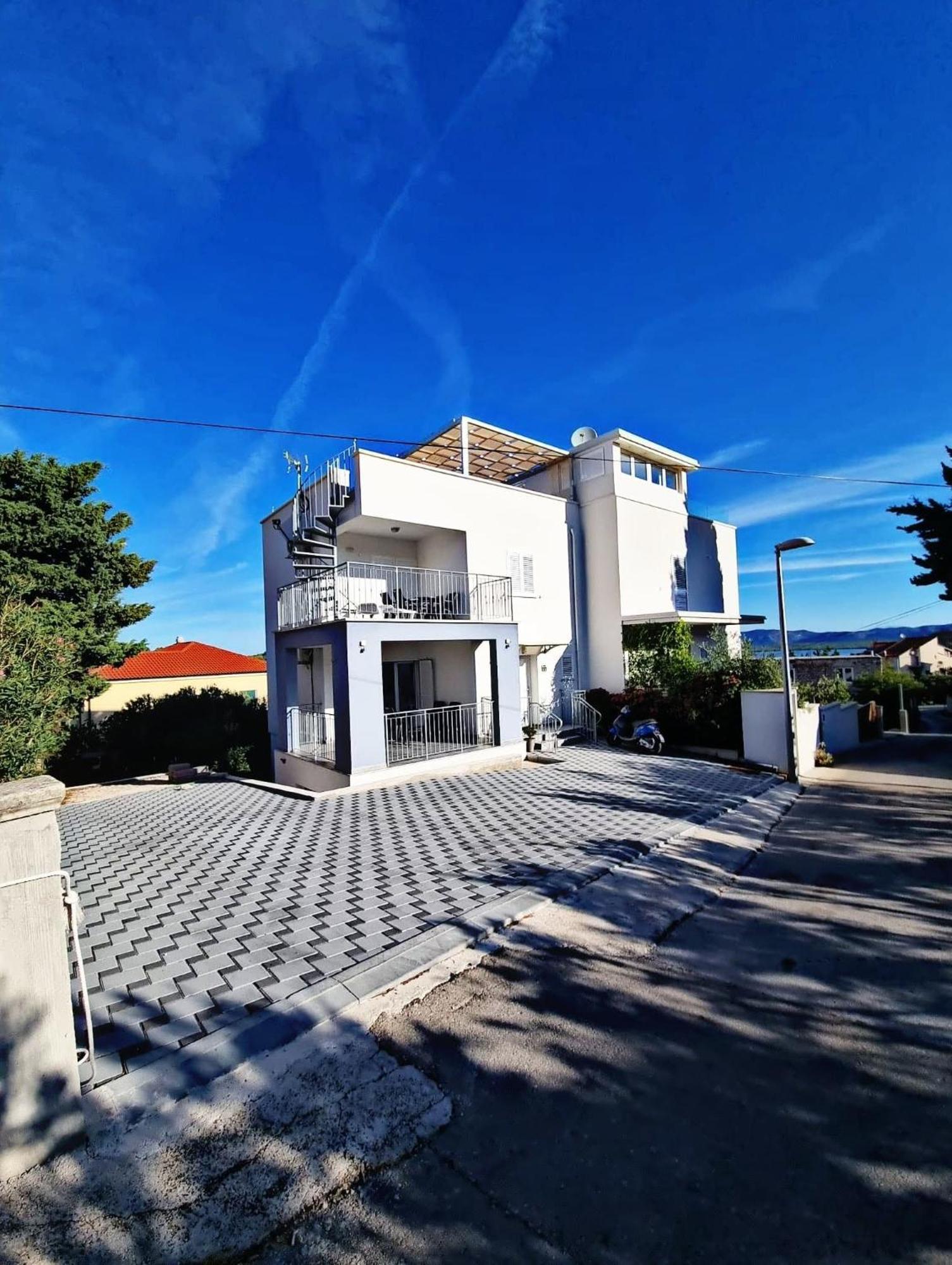 Matoc Apartments ムルテル エクステリア 写真